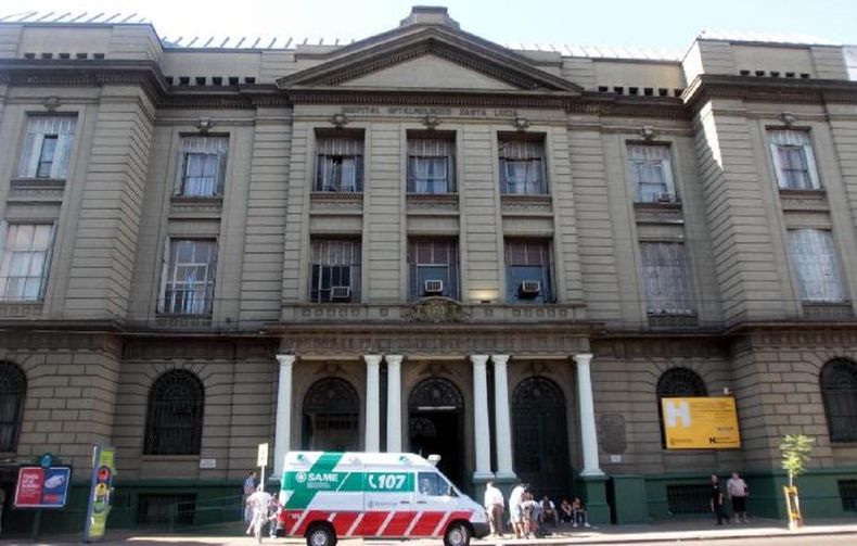 El Hospital Oftalmológico Santa Lucía recibió a algunos heridos tras Año Nuevo.