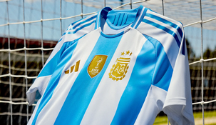 La cooperativa Creando Conciencia junto a la fundación Impulso y Encuentro, la receptora de la materia textil, reciclan camisetas de la Selección Argentina para la fabricación de alfombras, cartucheras y almohadones, y con lo recaudado ayudan a los barrios más necesitados de San Fernando.