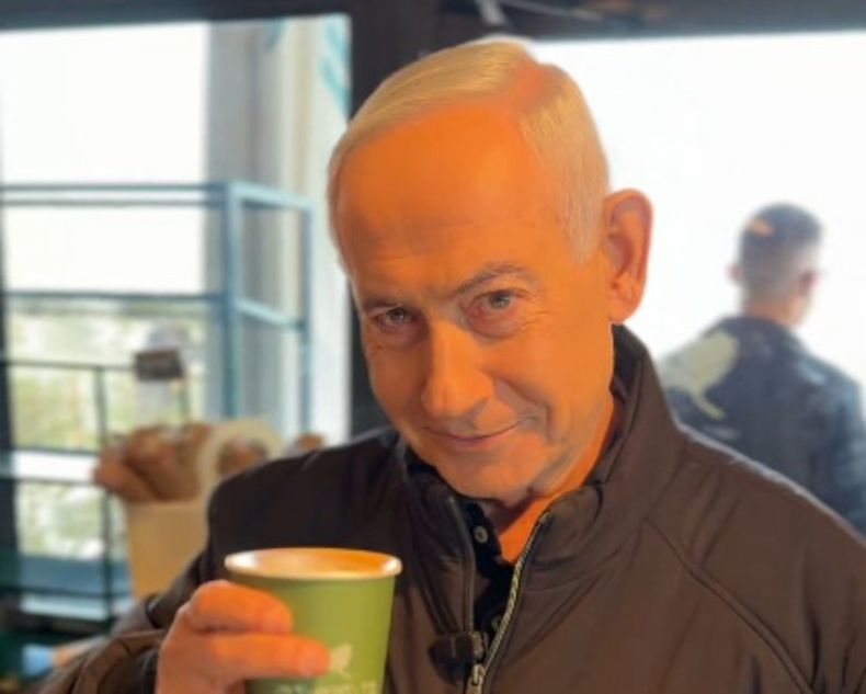 Netanyahu reapareció en redes y desmintió rumores sobre su muerte tras un ataque iraní