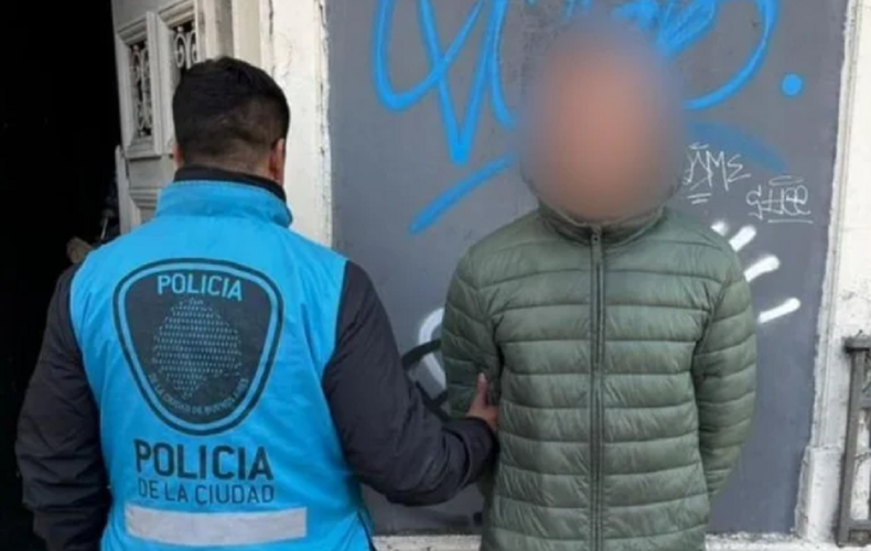 El hombre que permanece detenido.