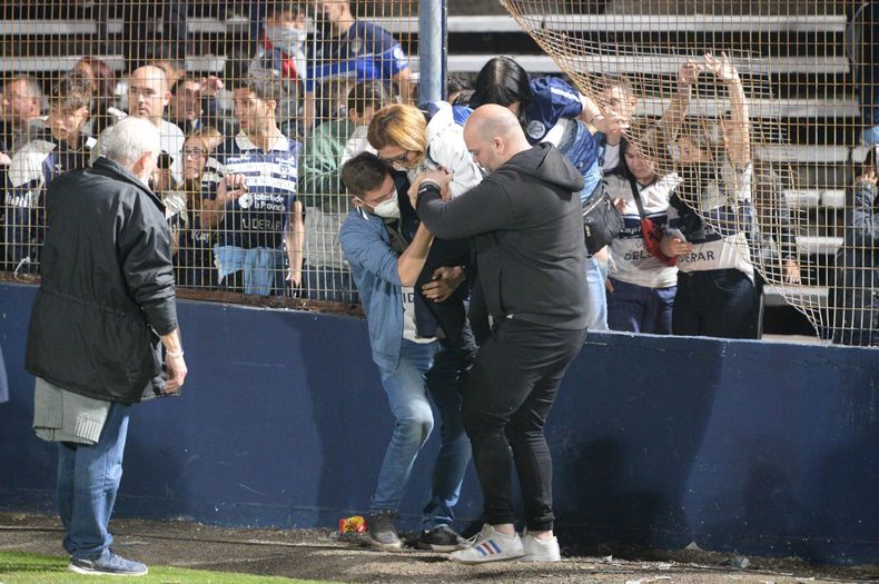 El responsable de la APREVIDE habló del accionar de la policía en Gimnasia-Boca.