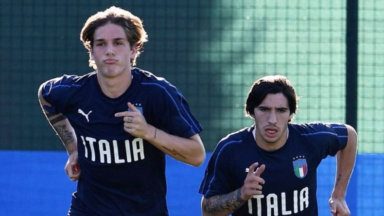 Nicolò Zaniolo y Sandro Tonali fueron acusados de participar en apuestas ilegales.