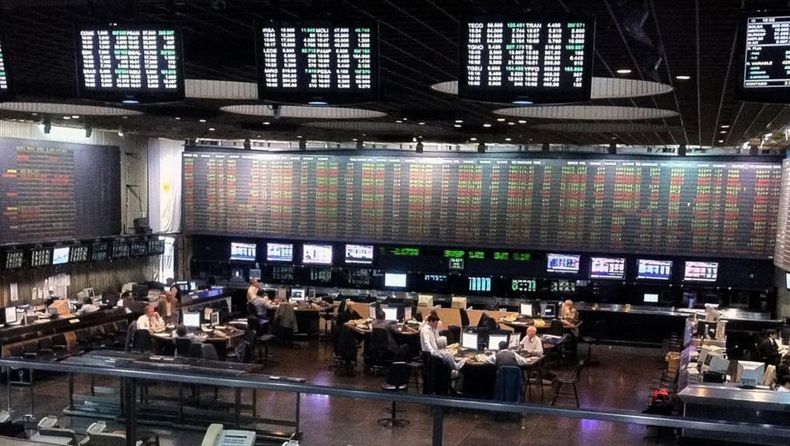 Los bonos argentinos suben este lunes y cae el riesgo país.