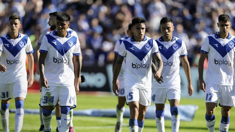 La drástica decisión de Vélez luego del ataque de la barrabrava a sus jugadores.