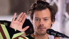 Harry Styles quedó envuelto en una sorpresiva polémica. Harry Styles quedó envuelto en una sorpresiva polémica.