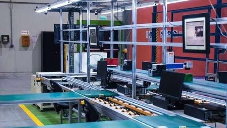 Se inaugura la primera fábrica inteligente de Argentina y América Latina: creará chips y computadoras.