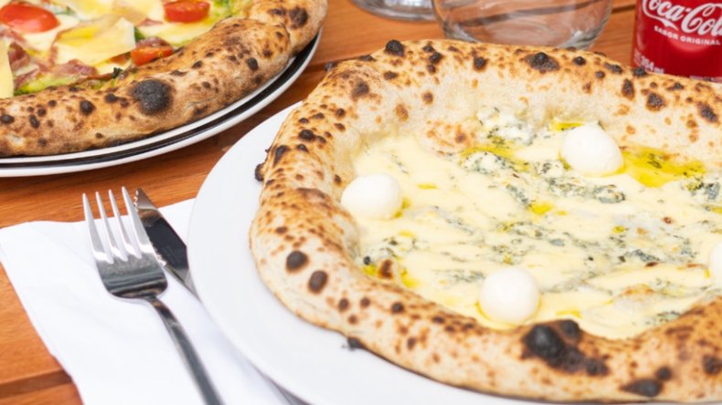 Se trata de una pizzera que se enfoca en gastronoma 100 de origen italiano Por qu tens que ir y cul es el plato que no pods dejar de probar