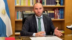 El ministro de Economía de la anterior gestión cruzó a la titular de la FMI.