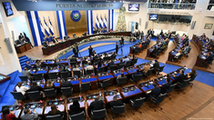 La medida fue respaldada por 57 de los 60 diputados.