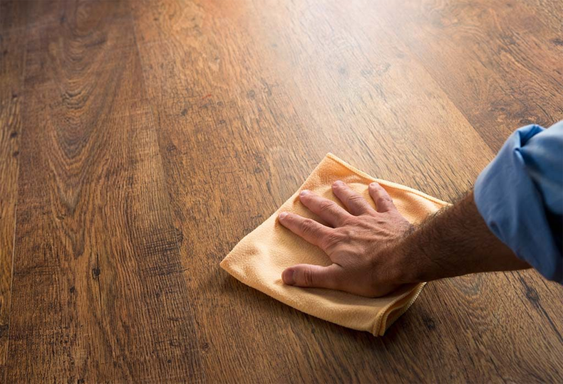 Innovador método para mantener la madera siempre nueva.