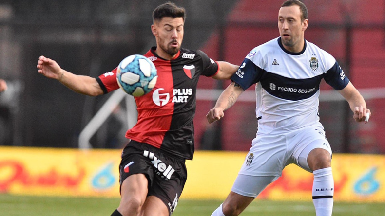 Col&oacute;n baj&oacute; a la segunda categor&iacute;a del f&uacute;tbol argentino tras caer 1-0 ante Gimnasia en un partido desempate.
