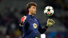 Kochen nació en Miami, tiene residencia española, madre peruana y padre venezolano. Kochen nació en Miami, tiene residencia española, madre peruana y padre venezolano.