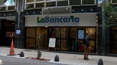 El sindicato de los trabajadores bancarios reclama una mejora de los salarios.