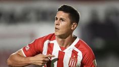 Carrillo marcó dos goles en el triunfo de Estudiantes sobre Barracas Central. Carrillo marcó dos goles en el triunfo de Estudiantes sobre Barracas Central.