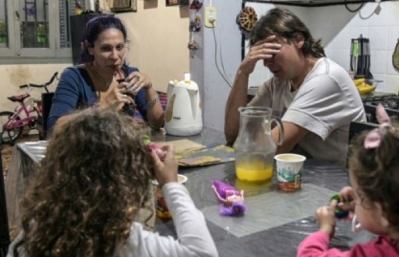 El ánimo de consumo se deteriora y golpea fuerte a las familias más vulnerables.