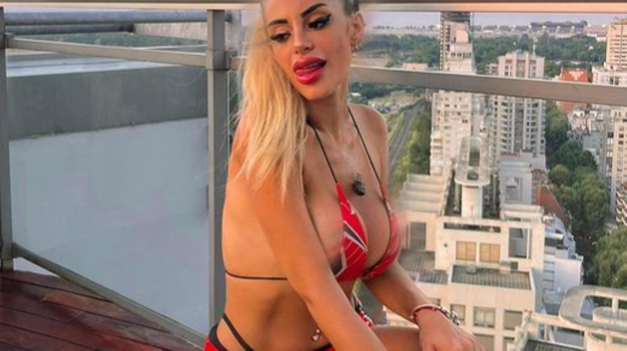 La influencer trató a los diputados de LLA como payasos por plantear la vuelta atrás de la Ley de IVE.