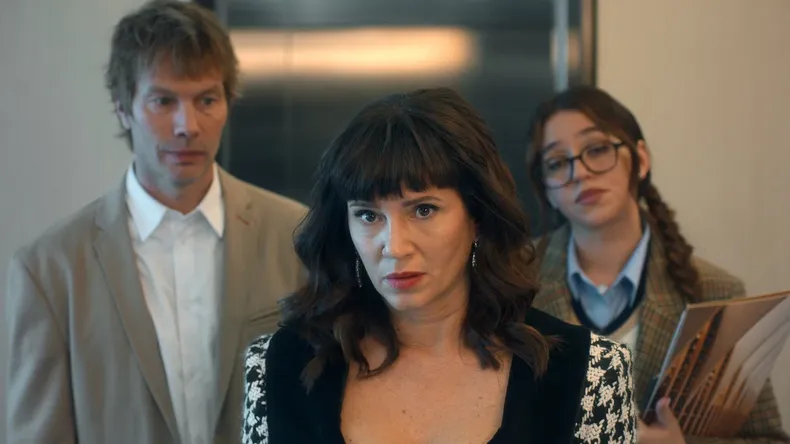 Griselda Siciliani como Vicky en Envidiosa.