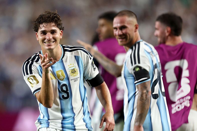 El cordobés destacó la unión del grupo que lidera Lionel Messi.