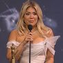 Wanda Nara aún es foco de críticas y polémicas tras recibir el Martín Fierro. Wanda Nara aún es foco de críticas y polémicas tras recibir el Martín Fierro.