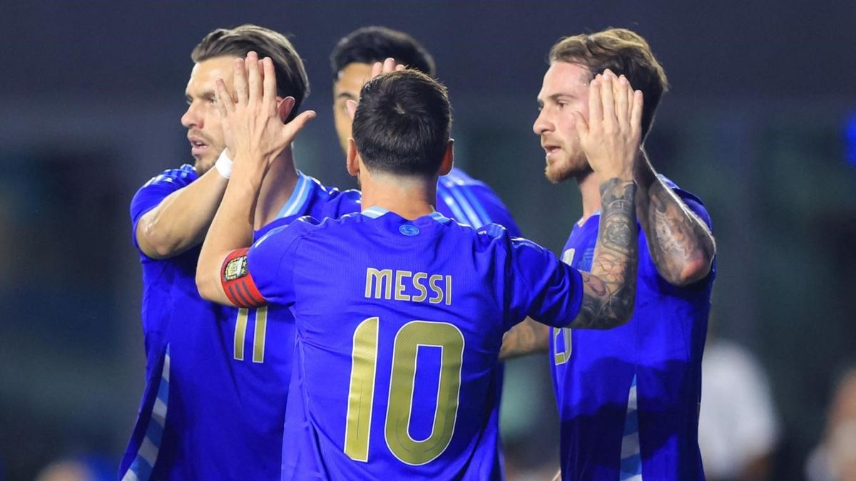 Con el regreso de Messi, la Selección argentina supera por 2-0 a Puerto Rico en Florida