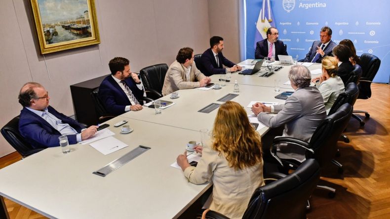 Massa anunció la inversión a través de su cuenta de Twitter.