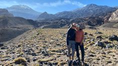 Dos de sus hijas formaron parte de la expedición para rescatar la mochila de Vieiro que llevaba 40 años en el macizo. Dos de sus hijas formaron parte de la expedición para rescatar la mochila de Vieiro que llevaba 40 años en el macizo.