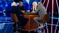 Susana Giménez se animó a desafiar a De Paul y Paredes, los campeones del mundo. Susana Giménez se animó a desafiar a De Paul y Paredes, los campeones del mundo.