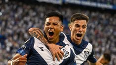 Damián Fernández marcó el segundo gol de Vélez. Damián Fernández marcó el segundo gol de Vélez.