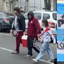 Muchs hinchas millonarios se acercaron a dar el último adiós al Indio Solari. Muchs hinchas millonarios se acercaron a dar el último adiós al Indio Solari.