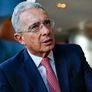 Álvaro Uribe fue el presidente de Colombia entre los años 2002 y 2010.  Álvaro Uribe fue el presidente de Colombia entre los años 2002 y 2010.
