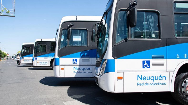 Conocé cuánto sale la tarifa mínima en colectivo en distintas ciudades del país.
