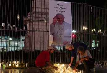 C5N | papa plaza de mayo