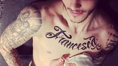 Mauro Icardi se tatuó el nombre de su hija, Francesca Mauro Icardi se tatuó el nombre de su hija, Francesca