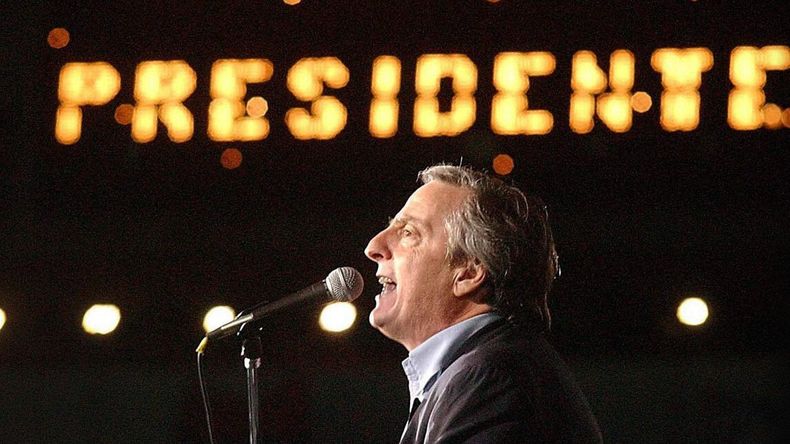 Néstor Kirchner resultó ganador en las elecciones presidenciales del 2003.&nbsp;