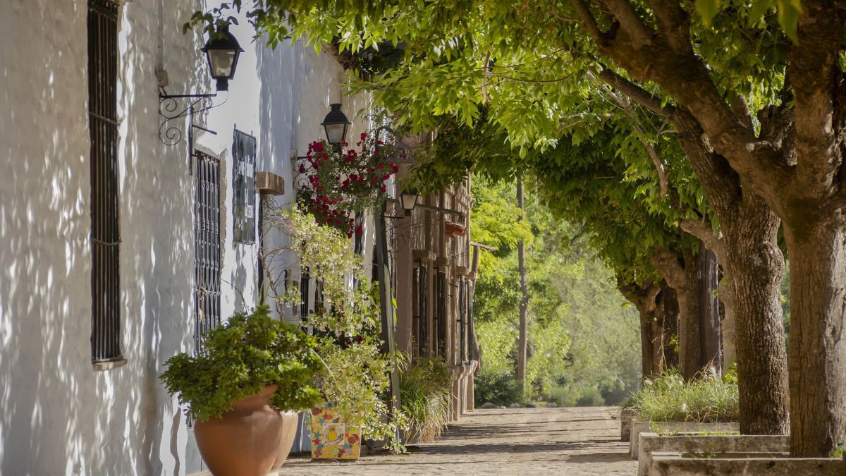 Es muy pintoresco, está en Córdoba y es un destino perfecto para ir en otoño
