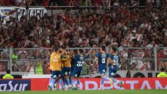 Los jugadores de Arsenal festejan el triunfo.
