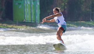 De Armas, bicampeona panamericana en esquí naútico.