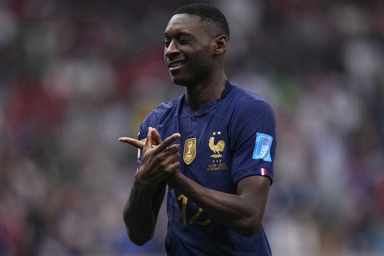 Randal Kolo Muani habló sobre Messi.&nbsp;