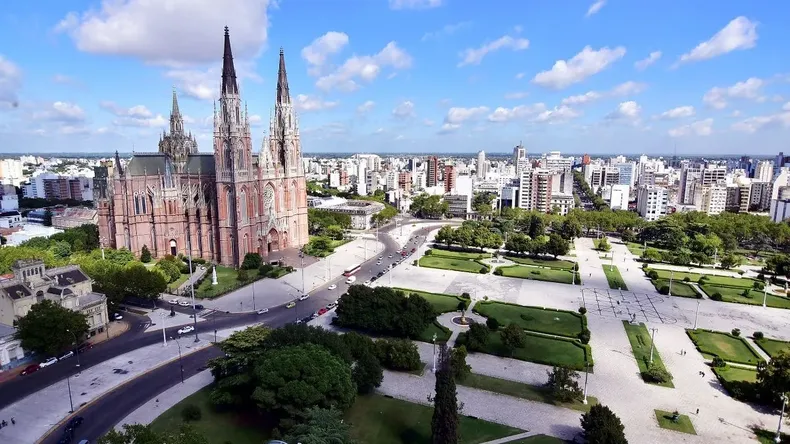 Cuáles son las 3 mejores ciudades de Buenos Aires para vivir según la inteligencia artificial.
