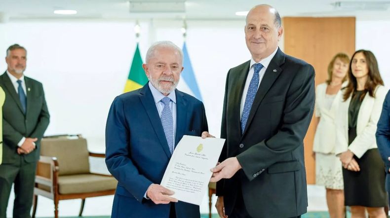 Daniel Raimondi junto a Lula da Silva.