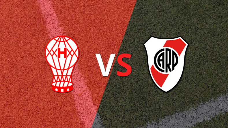River Plate goleó 3-0 a Huracán con doblete de Salomón Rondón