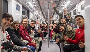 La iniciativa busca reducir el flujo de autos y transporte privado.