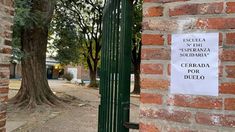 El colegio fue cerrado por duelo. El colegio fue cerrado por duelo.