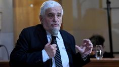 Fernando Vilella deja el área en medio de tensiones con el campo.