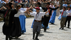 Este pueblo es conocido por sus peñas y festivales gauchescos. Este pueblo es conocido por sus peñas y festivales gauchescos.
