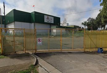 La empresa emitió un comunciado interno donde aduce problemas eléctricos para el funcionamiento de la fábrica.&nbsp;