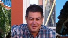 Asesinaron a tiros a un empresario en Córdoba. Asesinaron a tiros a un empresario en Córdoba.