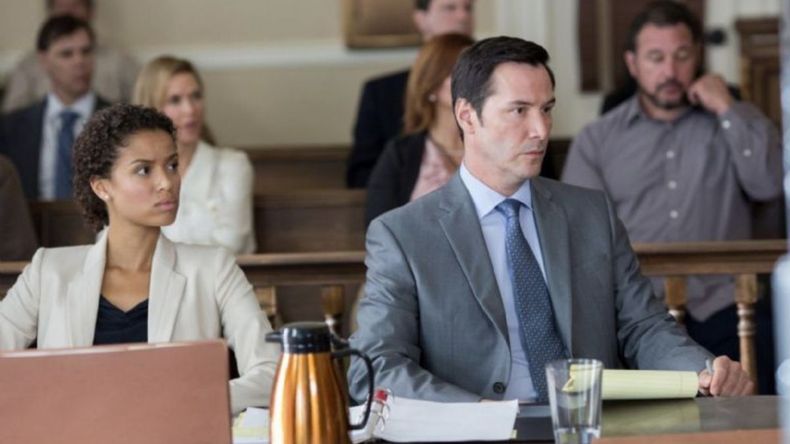 De qué trata El abogado del mal, la nueva película de Netflix de una