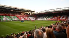 Los murales en Anfield: André Silva-30 y Diogo Jota-20. Los murales en Anfield: André Silva-30 y Diogo Jota-20.