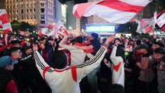 Los hinchas de River se concentraron en el Obelisco para gritar Dale Campeón Los hinchas de River se concentraron en el Obelisco para gritar Dale Campeón